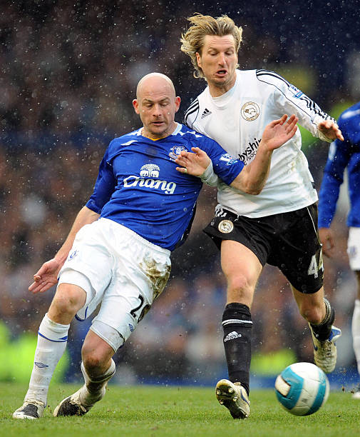 占有一席之 占有一席之