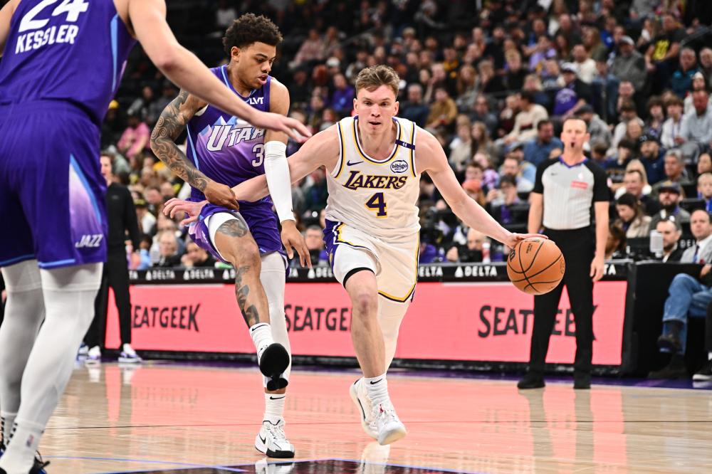 一个篮球时 一个篮球时